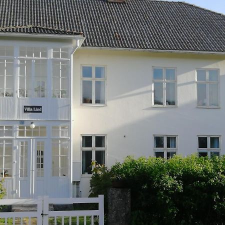 Villa Lind B&B Ingatorp Extérieur photo